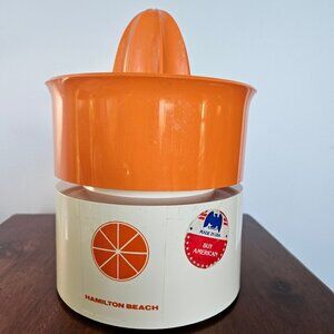 Vintage Hamilton Beach Juicing Machine, Great Working Condition!